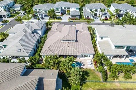 2708 Nw 75th Street Boca Raton FL 33496