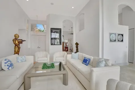 7071 Mallorca Crescent Boca Raton FL 33433