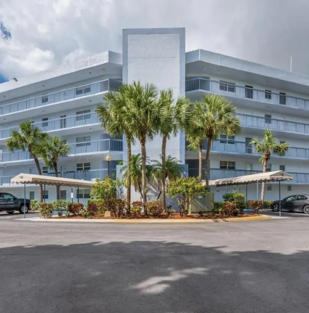 198 Nw 67th 507 Street Boca Raton FL 33487