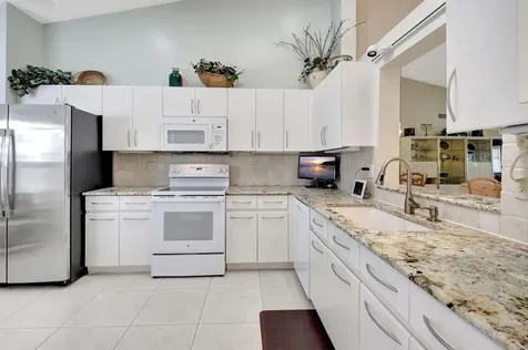7283 Summer Tree Drive Boynton Beach FL 33437