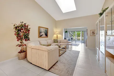 7283 Summer Tree Drive Boynton Beach FL 33437