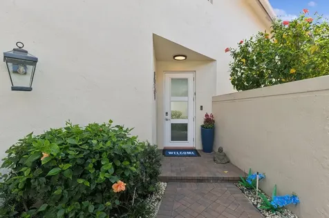 2558 Nw 52nd Street Boca Raton FL 33496