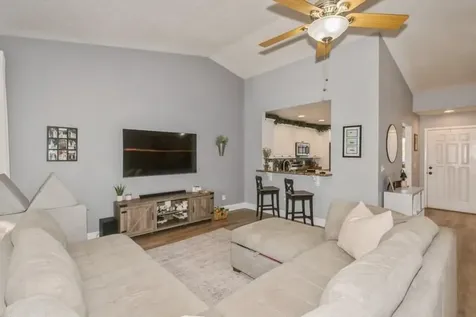 1060 Nw 19th Terrace Delray Beach FL 33445
