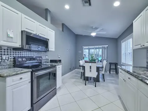 7246 Treviso Lane Boynton Beach FL 33472