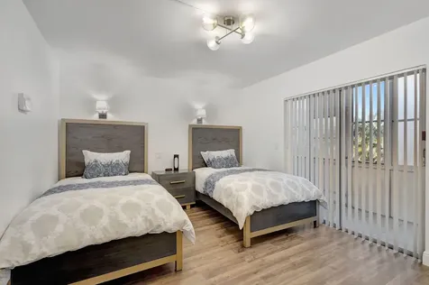 7 Andover A West Palm Beach FL 33417