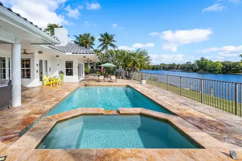 1920 Sw 9th Street Boca Raton FL 33486