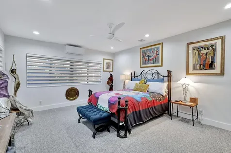 32 Hampshire Lane Boynton Beach FL 33436