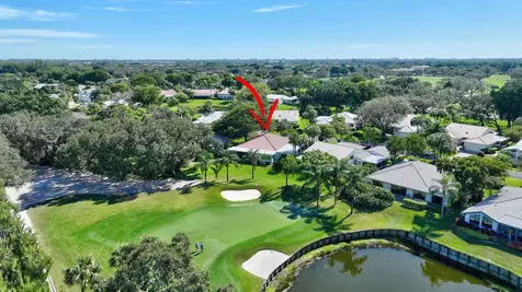 32 Hampshire Lane Boynton Beach FL 33436