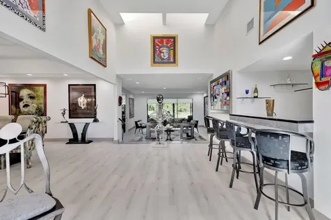 32 Hampshire Lane Boynton Beach FL 33436