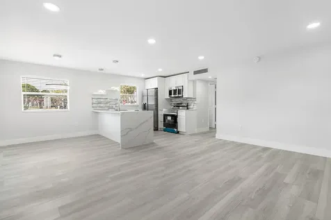 385 Flanders I Delray Beach FL 33484