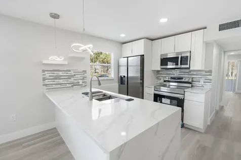 385 Flanders I Delray Beach FL 33484