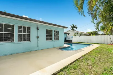 3861 Coelebs Avenue Boynton Beach FL 33436