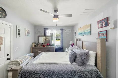 414 W Ella J Gilmore Street Apopka FL 32703