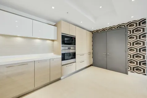 17301 Biscayne Boulevard North Miami Beach FL 33160