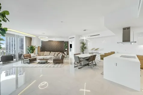 17301 Biscayne Boulevard North Miami Beach FL 33160