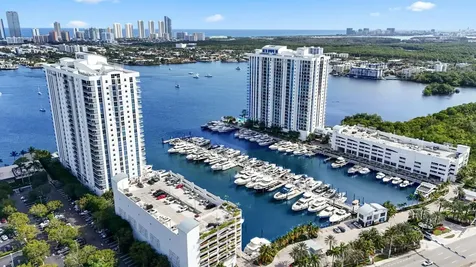 17301 Biscayne Boulevard North Miami Beach FL 33160