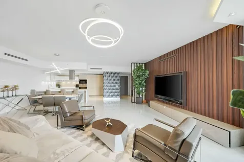 17301 Biscayne Boulevard North Miami Beach FL 33160