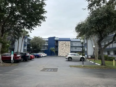 3220 Holiday Springs Boulevard Margate FL 33063
