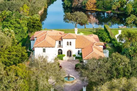 5603 Whirlaway Road Palm Beach Gardens FL 33418