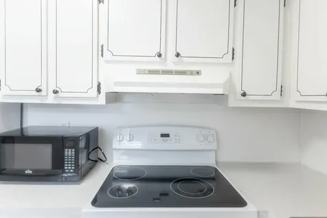 2840 Cynthia 204 Lane Lake Worth Beach FL 33461