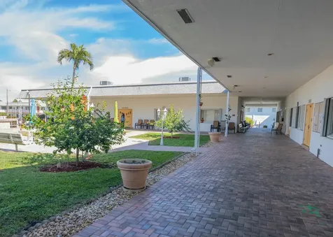 2840 Cynthia 204 Lane Lake Worth Beach FL 33461