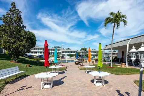 2840 Cynthia 204 Lane Lake Worth Beach FL 33461
