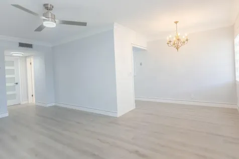 2840 Cynthia 204 Lane Lake Worth Beach FL 33461