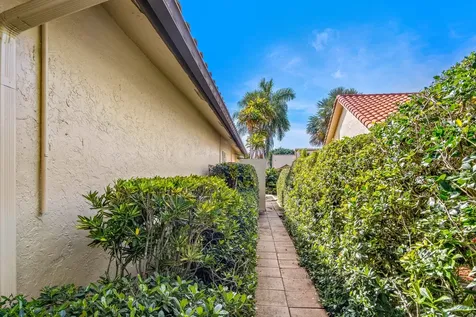 10117 Canoe Brook Circle Boca Raton FL 33498