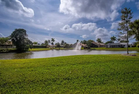 10117 Canoe Brook Circle Boca Raton FL 33498