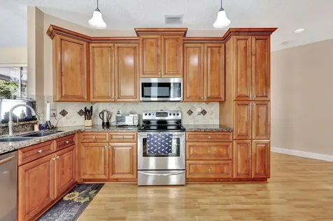 1310 Fairfax Circle Boynton Beach FL 33436