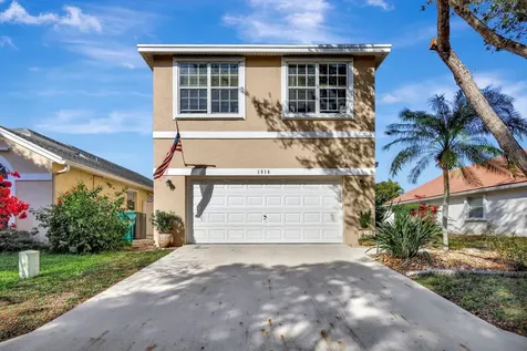 1310 Fairfax Circle Boynton Beach FL 33436