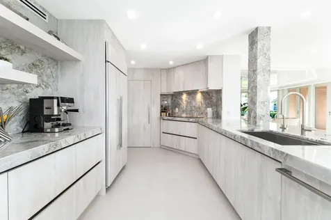 100 Se 5th Avenue Boca Raton FL 33432