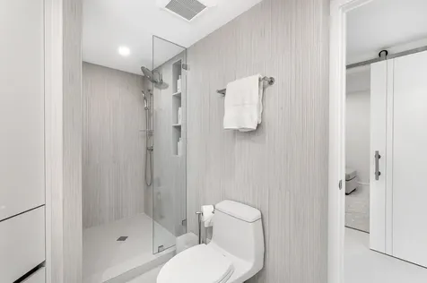 100 Se 5th Avenue Boca Raton FL 33432