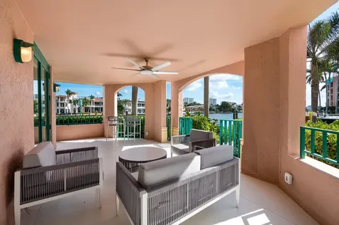 100 Se 5th Avenue Boca Raton FL 33432