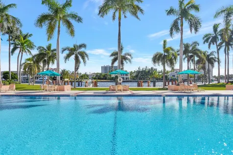 100 Se 5th Avenue Boca Raton FL 33432