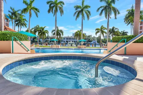 100 Se 5th Avenue Boca Raton FL 33432