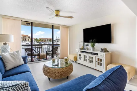 2601 Marina Isle Way Jupiter FL 33477