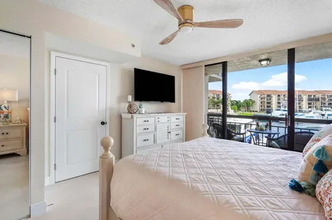 2601 Marina Isle Way Jupiter FL 33477