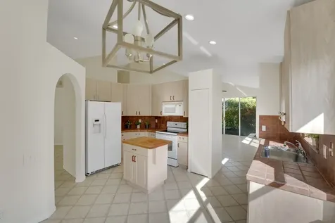 7375 Sterling Falls Lane Boynton Beach FL 33437