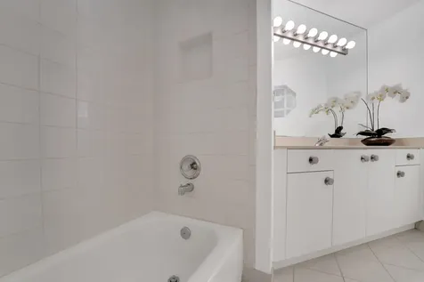 7375 Sterling Falls Lane Boynton Beach FL 33437
