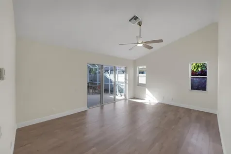 7375 Sterling Falls Lane Boynton Beach FL 33437