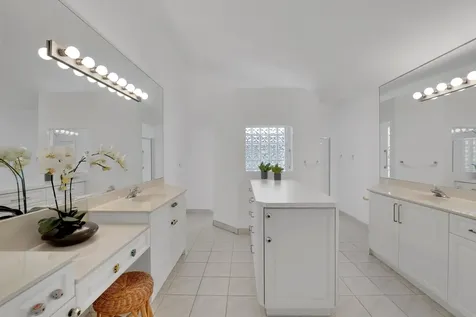 7375 Sterling Falls Lane Boynton Beach FL 33437
