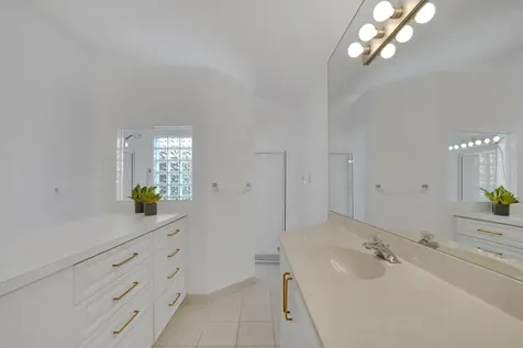7375 Sterling Falls Lane Boynton Beach FL 33437