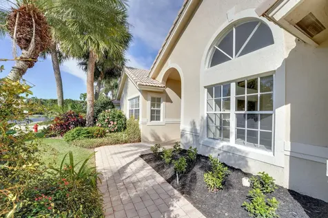 7375 Sterling Falls Lane Boynton Beach FL 33437