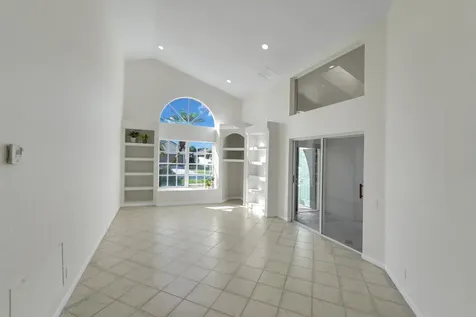 7375 Sterling Falls Lane Boynton Beach FL 33437