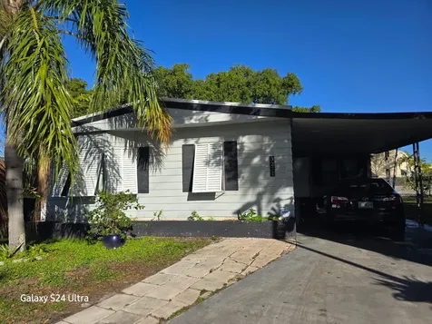 3271 Fairway Drive Pompano Beach FL 33069