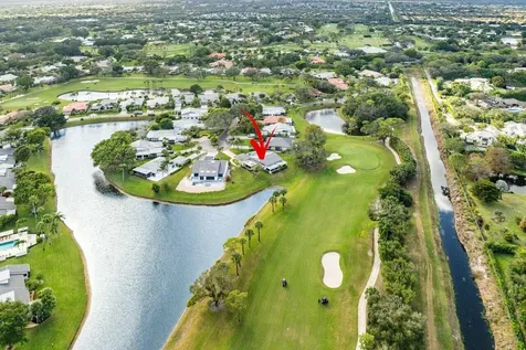 72 Northwoods Circle Boynton Beach FL 33436