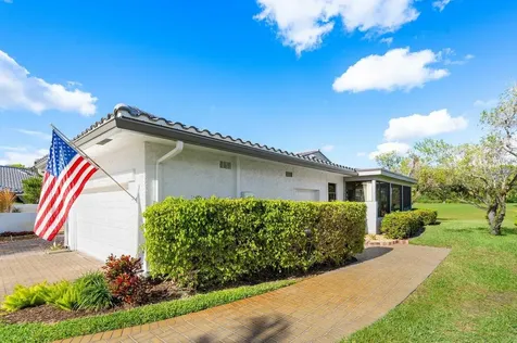 72 Northwoods Circle Boynton Beach FL 33436