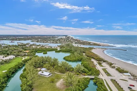 400 Ocean Trail Way Jupiter FL 33477