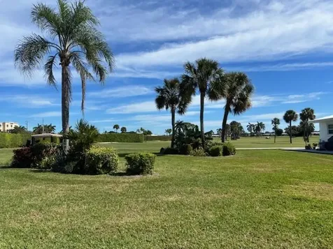 100 Golfview Terrace Boynton Beach FL 33426